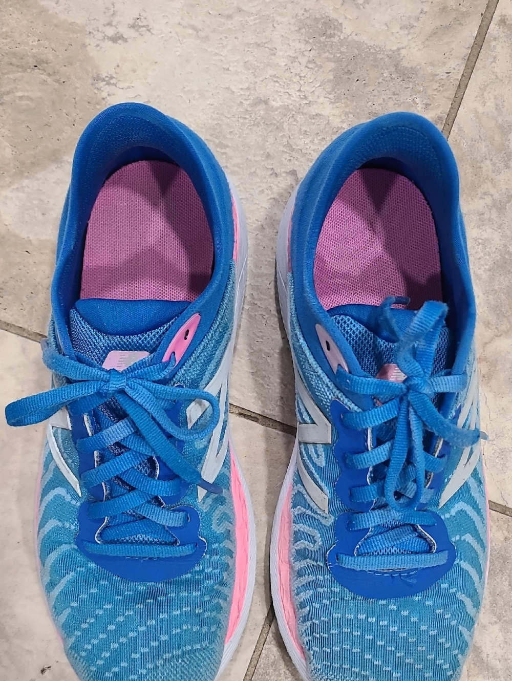New Balance Blue and Pink Women's Running Shoes - Picture 3 of 10